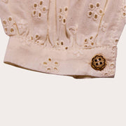 PANTALON CON BORDADO DE ENCAJE