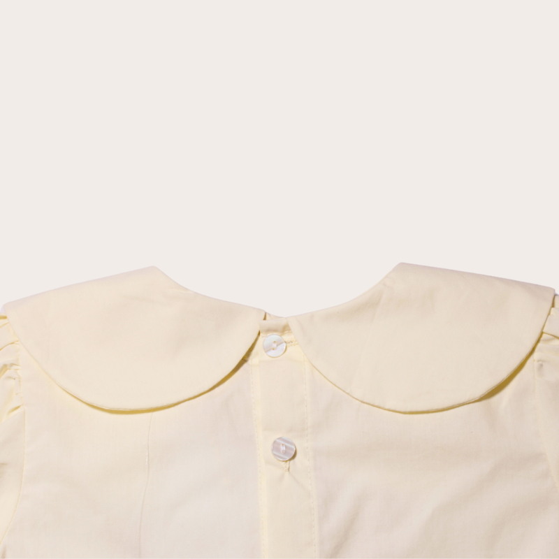 BLUSA CON CUELLO