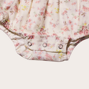 PETO CON ESTAMPADO DE FLORES