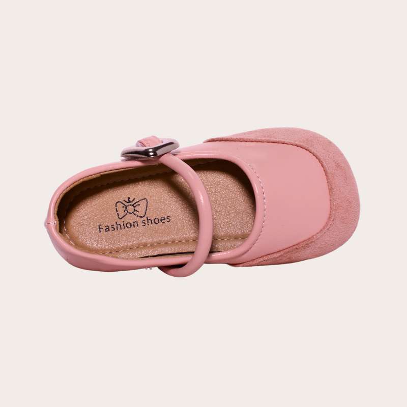 ZAPATILLA CON PUNTA DE GAMUZA