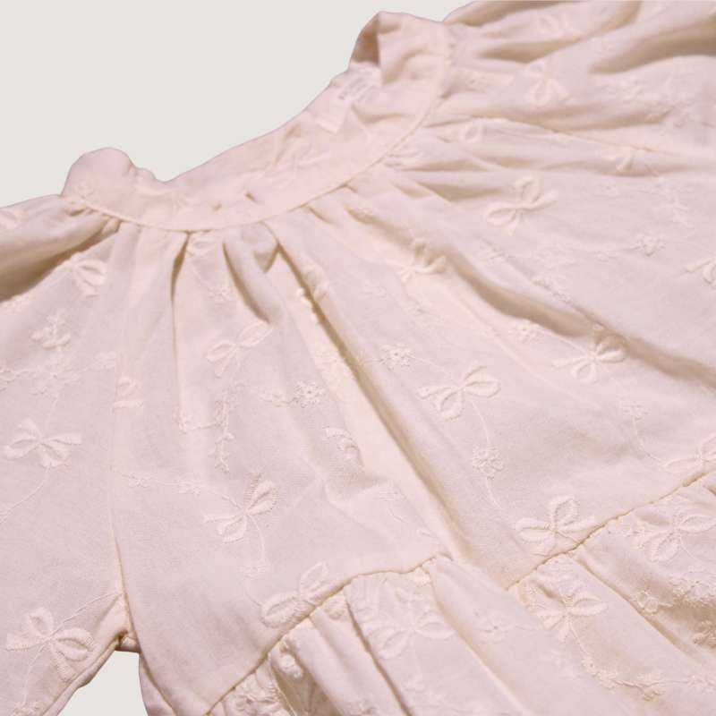VESTIDO MOÑITOS DE ENCANTO