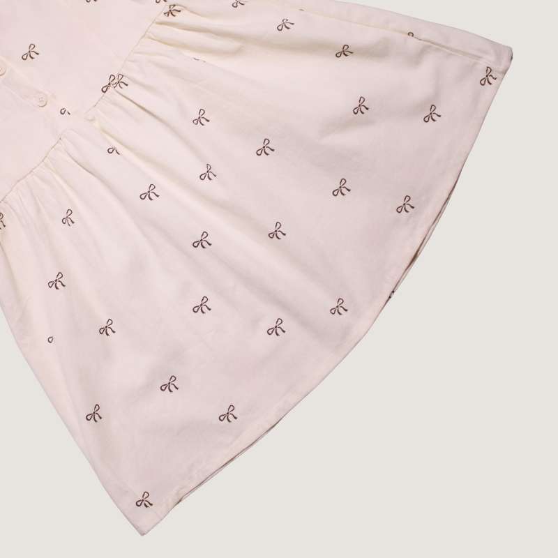 VESTIDO CON ENCAJE BOW