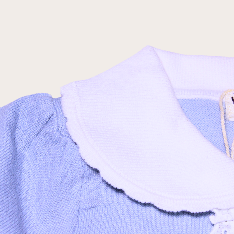 BLUSA DETALLE CUELLO BLANCO