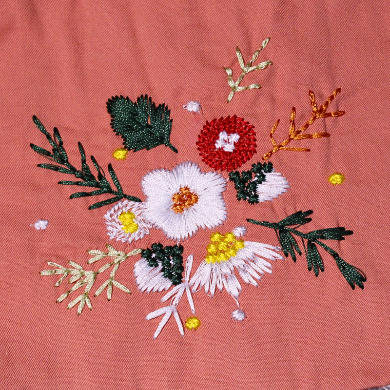 SET MARIA PIA BLUSA CUADROS Y MANGA BOMBACHA Y BLOMMER CORTO