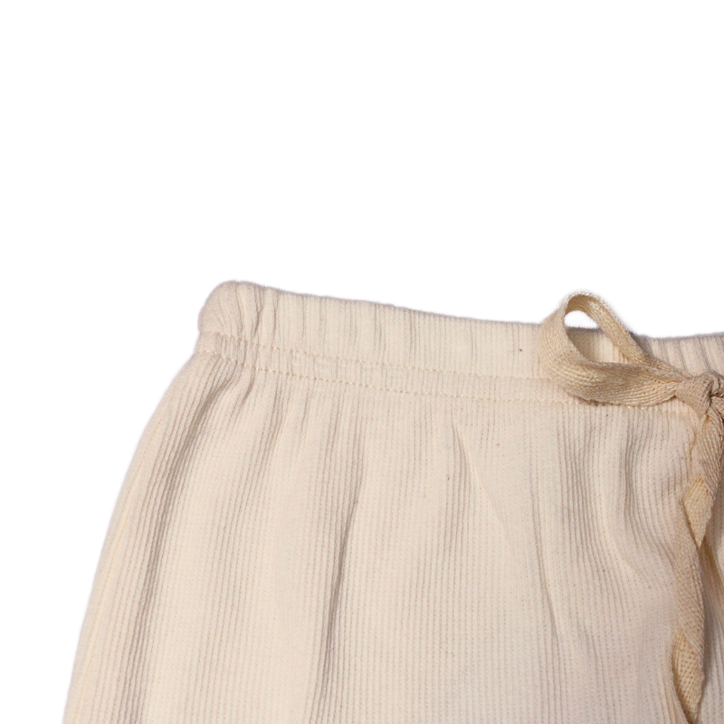 SHORTS CON LAZO 