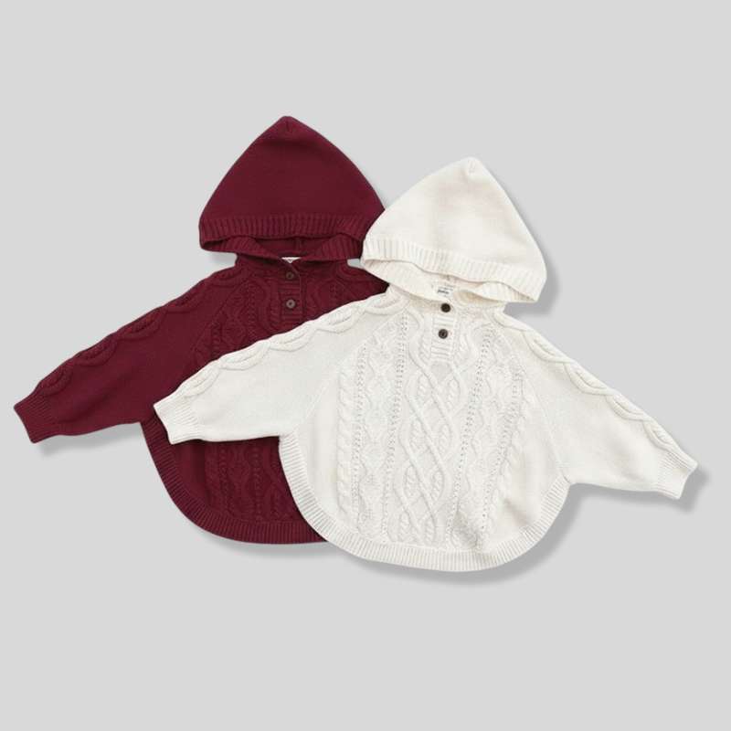 Capa con Capucha Tejida